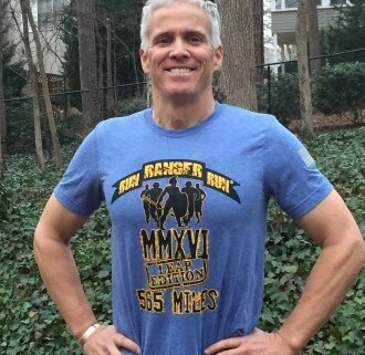 Image of Gusto preparing for a run