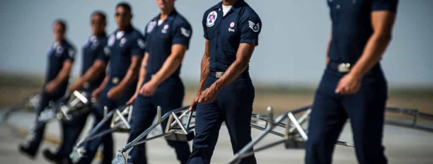 6 pilots walking together