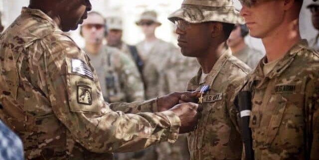 Soldiers receiving recognition